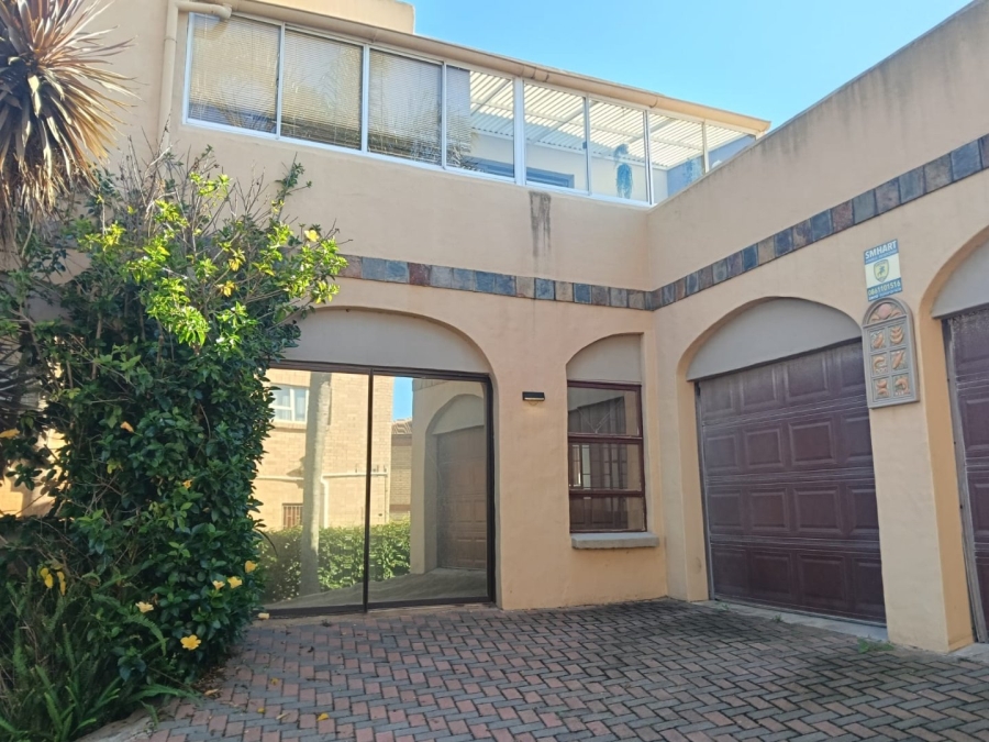 3 Bedroom Property for Sale in Wavecrest Eastern Cape